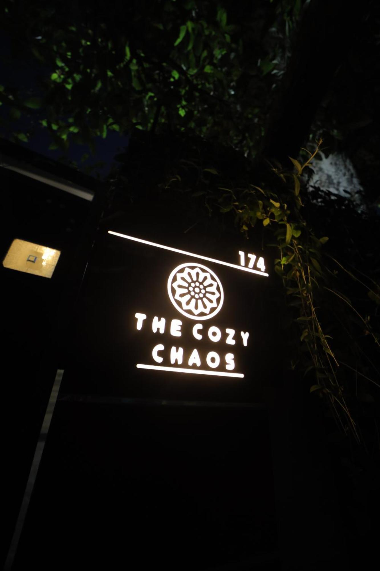 The Cozy Chaos Villa อัครา ภายนอก รูปภาพ